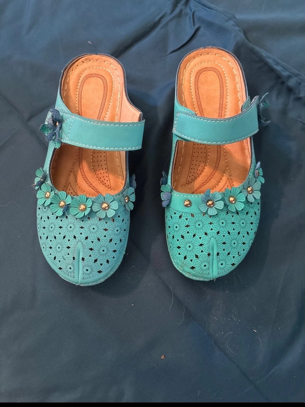 Women's Teal Floral Cutout Slip-On Sandals